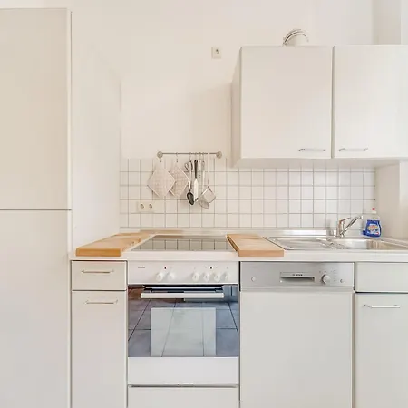 Mit Grosser Gemeinschaftsterrasse וילה *