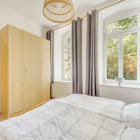 וילה Mit Grosser Gemeinschaftsterrasse